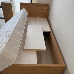 ニトリ
チェストベッドフレームとマトレス の画像