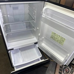 1026  シャープ冷蔵庫　　の画像