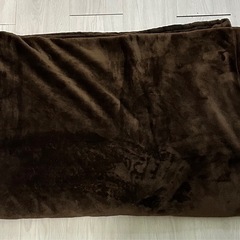 【世田谷区手渡し限定】ブラウン マイクロファイバー毛布　タオル 140x200cmの画像