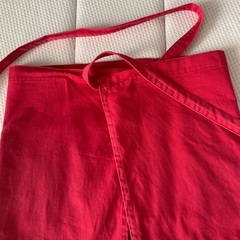 お値下げ中🌸エプロン赤【11/9お取引き最終】の画像