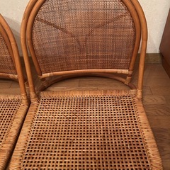 籐の座椅子の画像