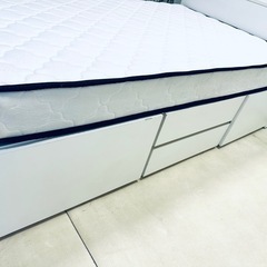 NITORI セミダブルベッドの画像