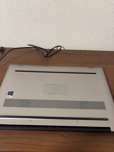 【商談中】
DELL XPS15 9550