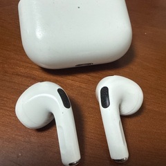AirPods（第3世代）正規品の画像