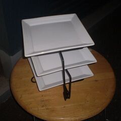 ビュッフェサーバー角型3段オードブル皿の画像