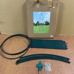 ★未使用★オベリックス・庭園用支柱・3段式・段調整可能※商品の詳しい状態やサイズ感等は現物にてご確認ください。の画像