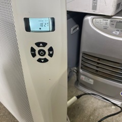 NO：4108  大きめ遠赤外線パネルヒーター‼️美品❣️お買い得品‼️
の画像