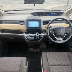 令和1年　ホンダフリードハイブリッド　65,890kmの画像
