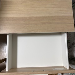 イケア TRYSIL トリスィル サイドテーブルの画像