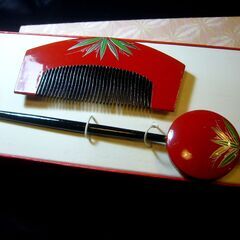 【和装】木製　櫛かんざし　朱塗り螺鈿　和装小物（成人式、結婚式など）の画像