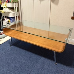 ミッドセンチュリー　ガラステーブルの画像