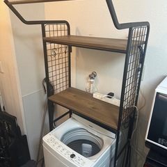 洗濯機とラックの画像