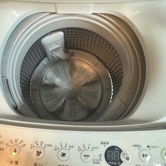 洗濯機とラックの画像