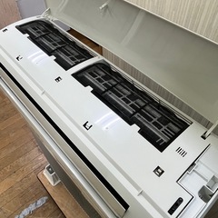 訳ありの為激安大特価!! 家庭用ルームエアコン CORONA 2018年 6畳〜 CSH-N2218R/COH-N2218R 冷暖房兼用 リモコン欠品 の画像