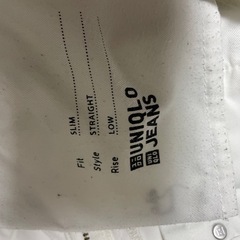 UNIQLO ズボンの画像
