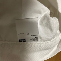 UNIQLO ズボンの画像