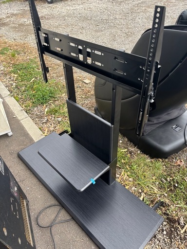 良品 ヤマダセレクト 壁掛け用  テレビスタンド YFST5577 55-77インチ用