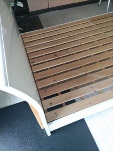 札幌市近郊にお住まいの方限定！送料無料！セミダブルすのこ