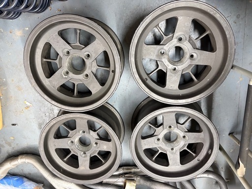 トスコ  13インチ×6.5J マグホイール