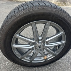 ヨコハマスタッドレスタイヤの画像