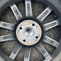 ヨコハマスタッドレスタイヤの画像