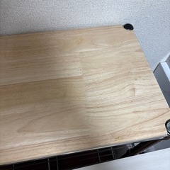 【無料】スチールラック　木製天板付きの画像
