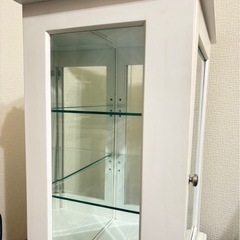 ガラスキャビネット　猫脚　VAIOLETの画像