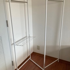 【0円‼️】洗濯物干し　室内の画像