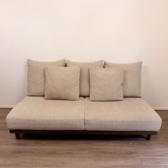 sheer 3人掛けソファ ファブリックの画像