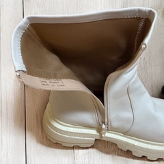 厚底 オフホワイト ミドルブーツ L 24cmの画像