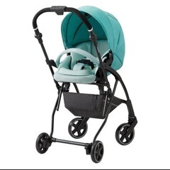 combi ベビーカーの画像