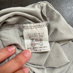 THE NORTH FACE カモロゴTシャツ100cmの画像