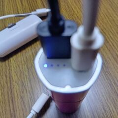 充電器２個📱ケーブル３本付属の画像