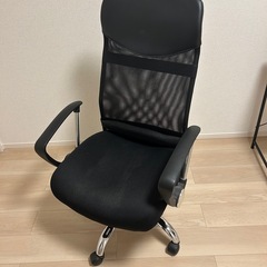 机・椅子セットの画像