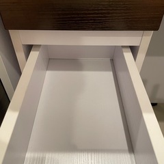 バタフライテーブル　スリムに折りたたみ可能の画像