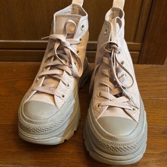 スニーカーの画像