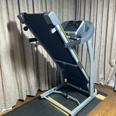 ランニングマシン　TempoT82 の画像
