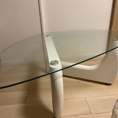 ノグチ風 ガラステーブル 三角 おしゃれ インテリアの画像