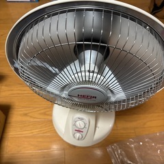 健康UP・HEATER電気ストーブCH-1200の画像