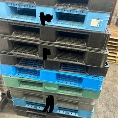 頑丈なプラスチックパレット！50枚再入荷！
の画像