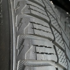中古　LEXUSスタッドレス255/50R20の画像
