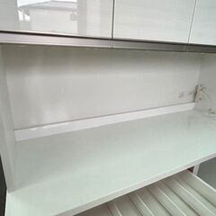 ニトリ食器棚　リガーレ　140KB-WH　ソフトクローズ引出し　サイズ(約)：幅141×奥行51×高さ202cmニトリ食器棚　リガーレ　140KB-WH　ソフトクローズ引出し　サイズ(約)：幅141×奥行51×高さ202cmの画像