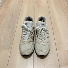 ニューバランス1300の画像