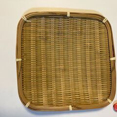 竹ざる二枚の画像