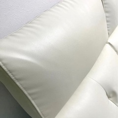 ニトリ　電動リクライニングソファ　白　合皮　革　2人用の画像