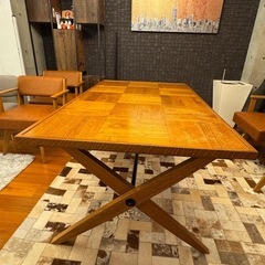 テーブル　チェアの画像