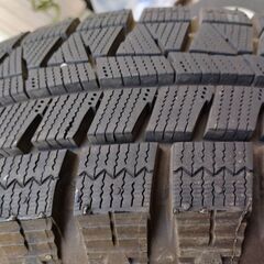 日本製・タイヤ・ブリヂストン/BRIDGESTONE・iCEPARYNER2 スタッドレスタイヤ・155/65R14　　２本の画像