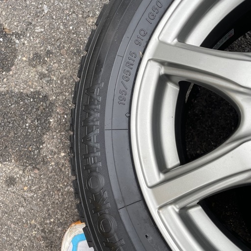 スタッドレスタイヤ