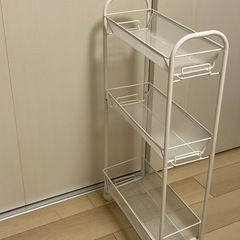 キャスター付きワゴンの画像