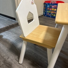 テーブル　子供用の画像